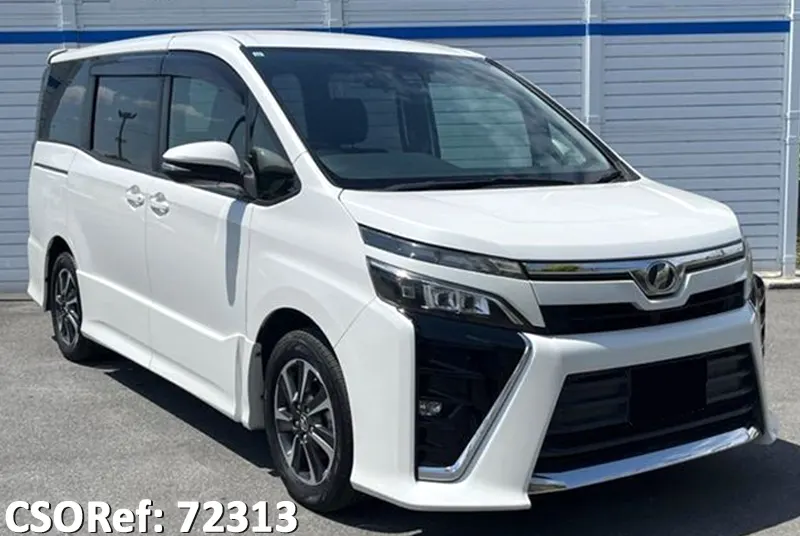 Toyota / Voxy 2017